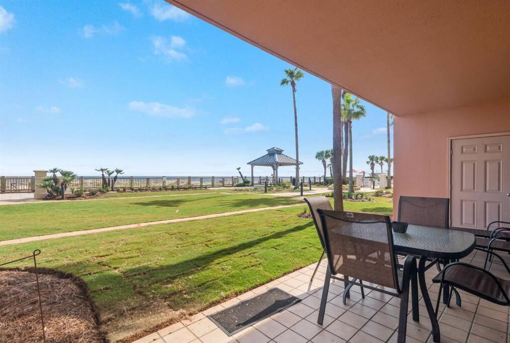 גולף שורז Doral 103 - Charming Beachfront / Ground Floor Condo! מראה חיצוני תמונה