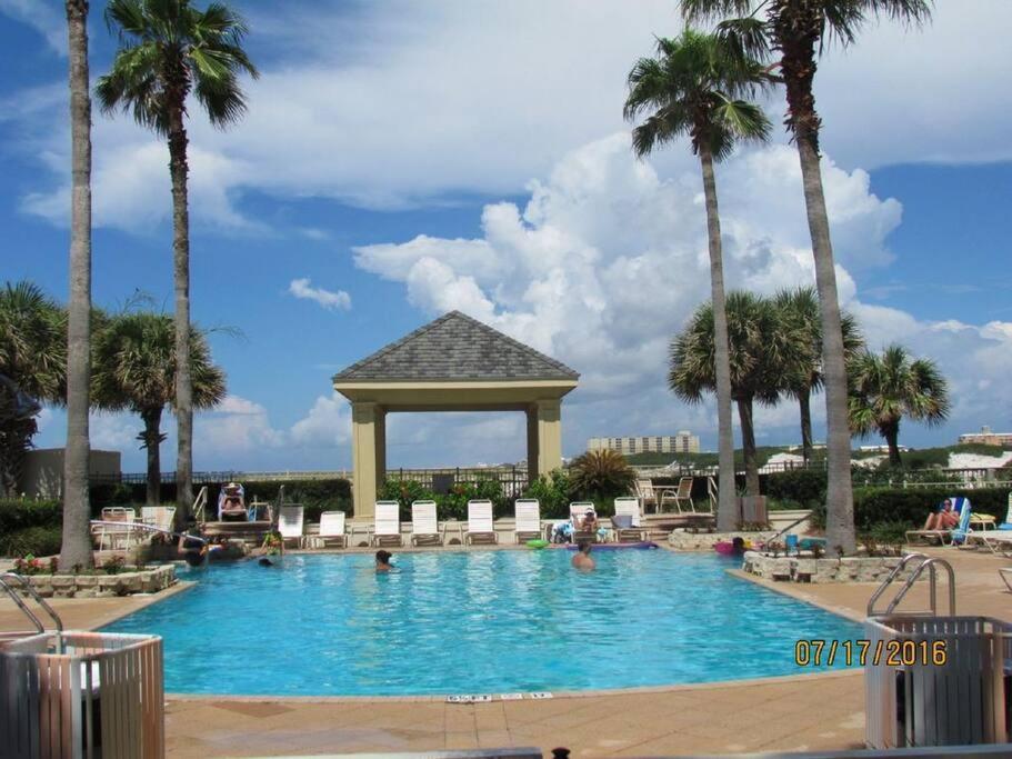 גולף שורז Doral 103 - Charming Beachfront / Ground Floor Condo! מראה חיצוני תמונה